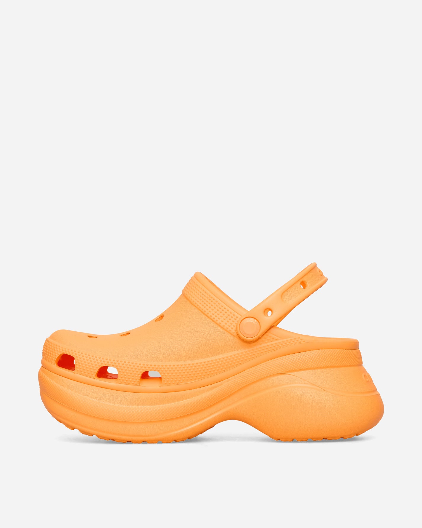 Crocs Wmns Bae Clog W Orangesicle Sandals and Slides Sandals and Mules CR.206302 ORLE