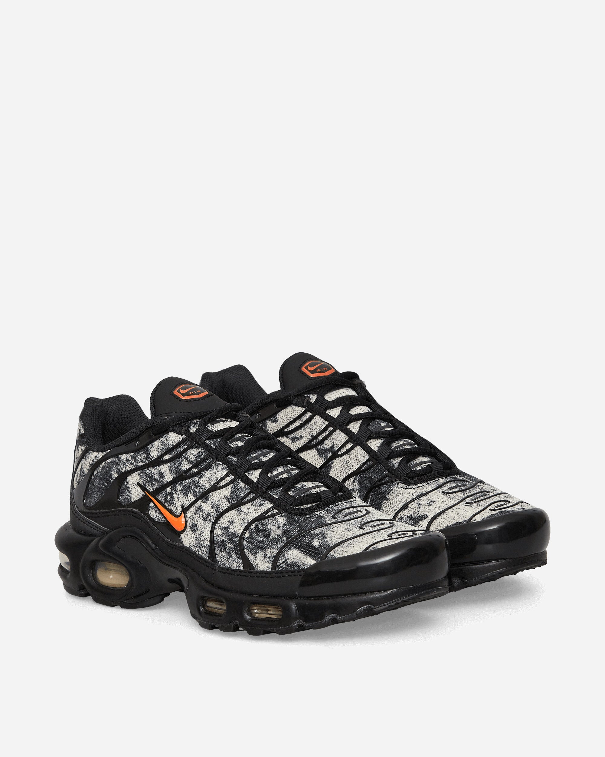 Nike Nike Air Max Plus Black/Safety Orange/Sanddrift Sneakers Low FV6913-001