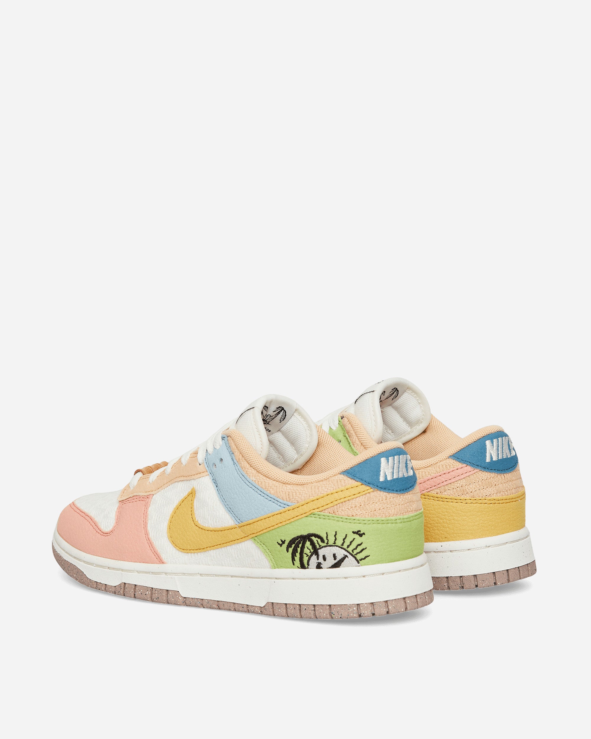 Nike Wmns Dunk Low Se Sail/Sanded Gold Sneakers Low DQ0265-100